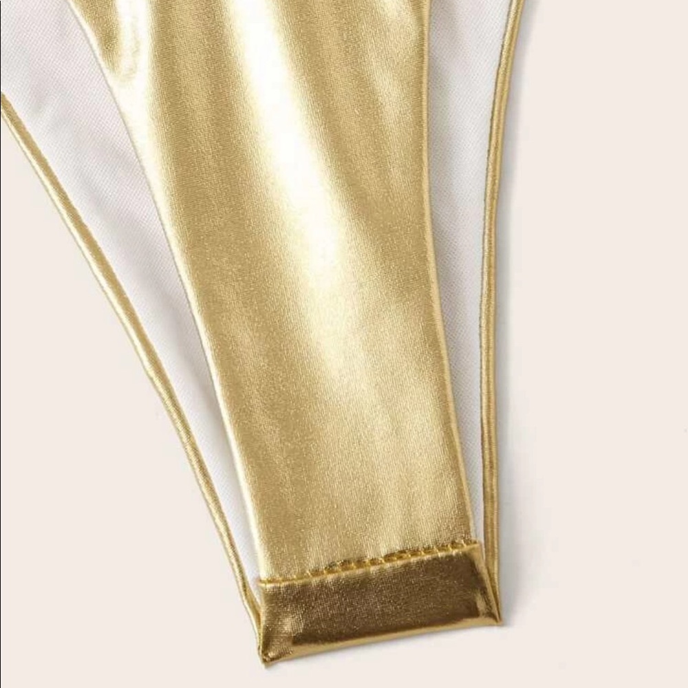 🔥Last One🔥 NWT Shein: Small Sexy Strapless Gold Bikini Set - Picture 3 of 6